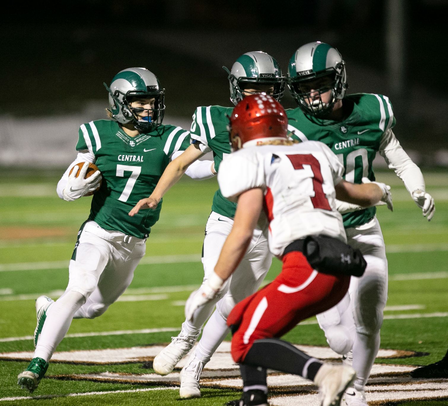 Central takes on Glendive